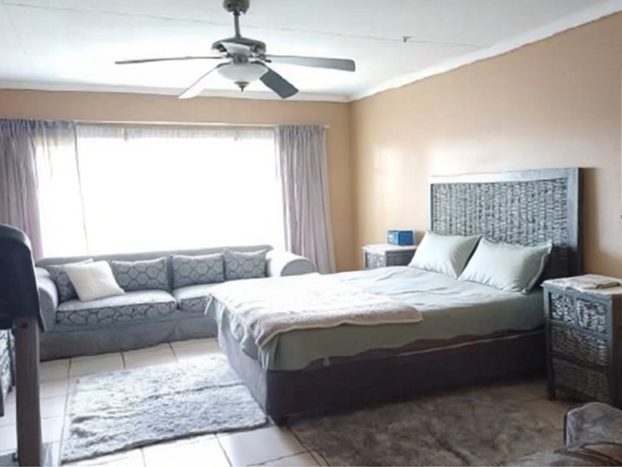1 Bedroom Property for Sale in Ferreira Free State